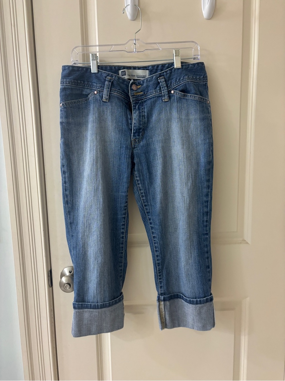 Gap Low Rise Cropped Stretch Jeans | Size 10 | Y2K Cuffed Capri